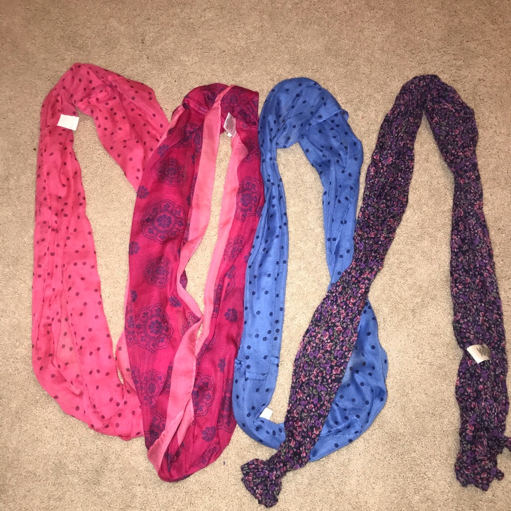 scarfs